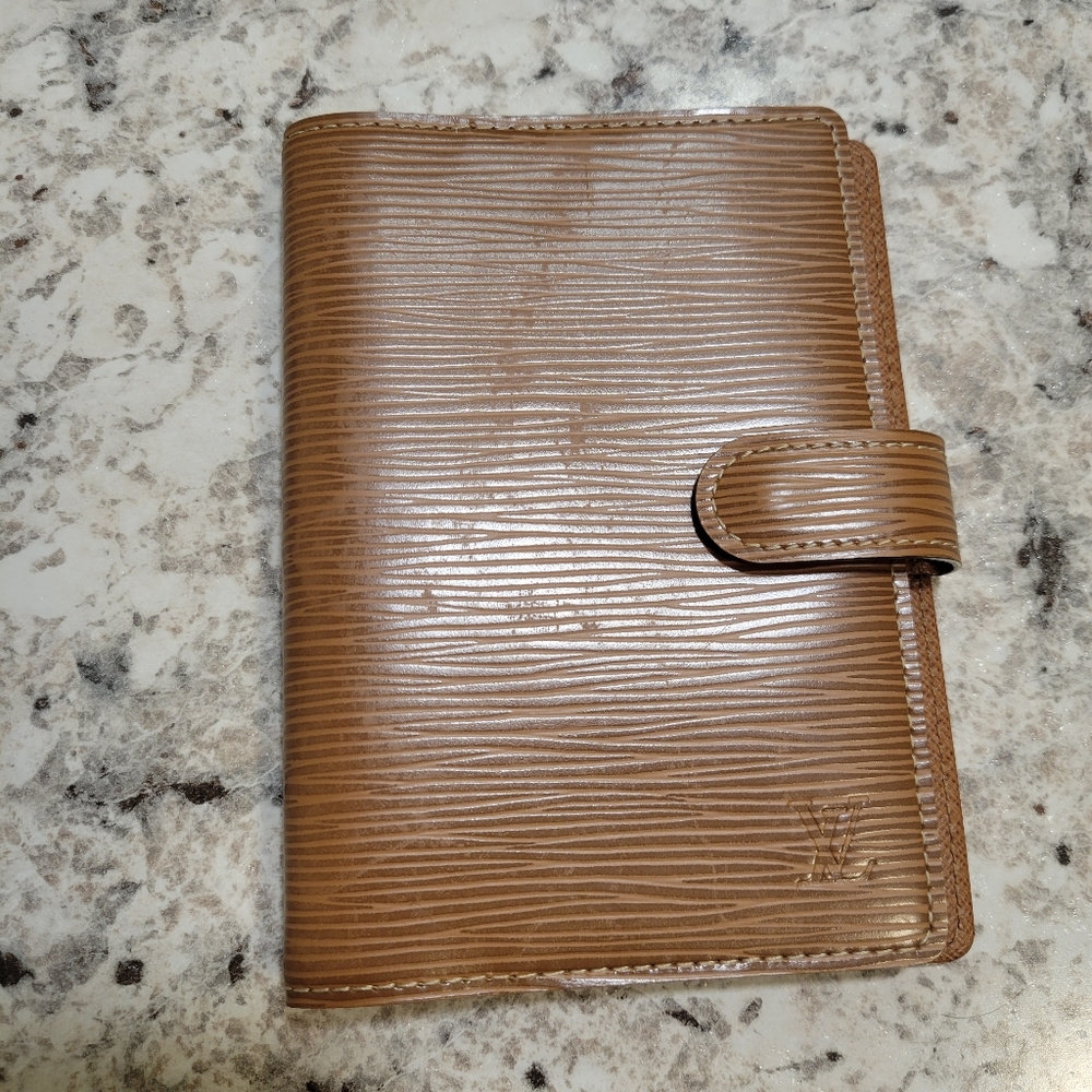 LOUIS VUITTON  Epi Agenda PM Business